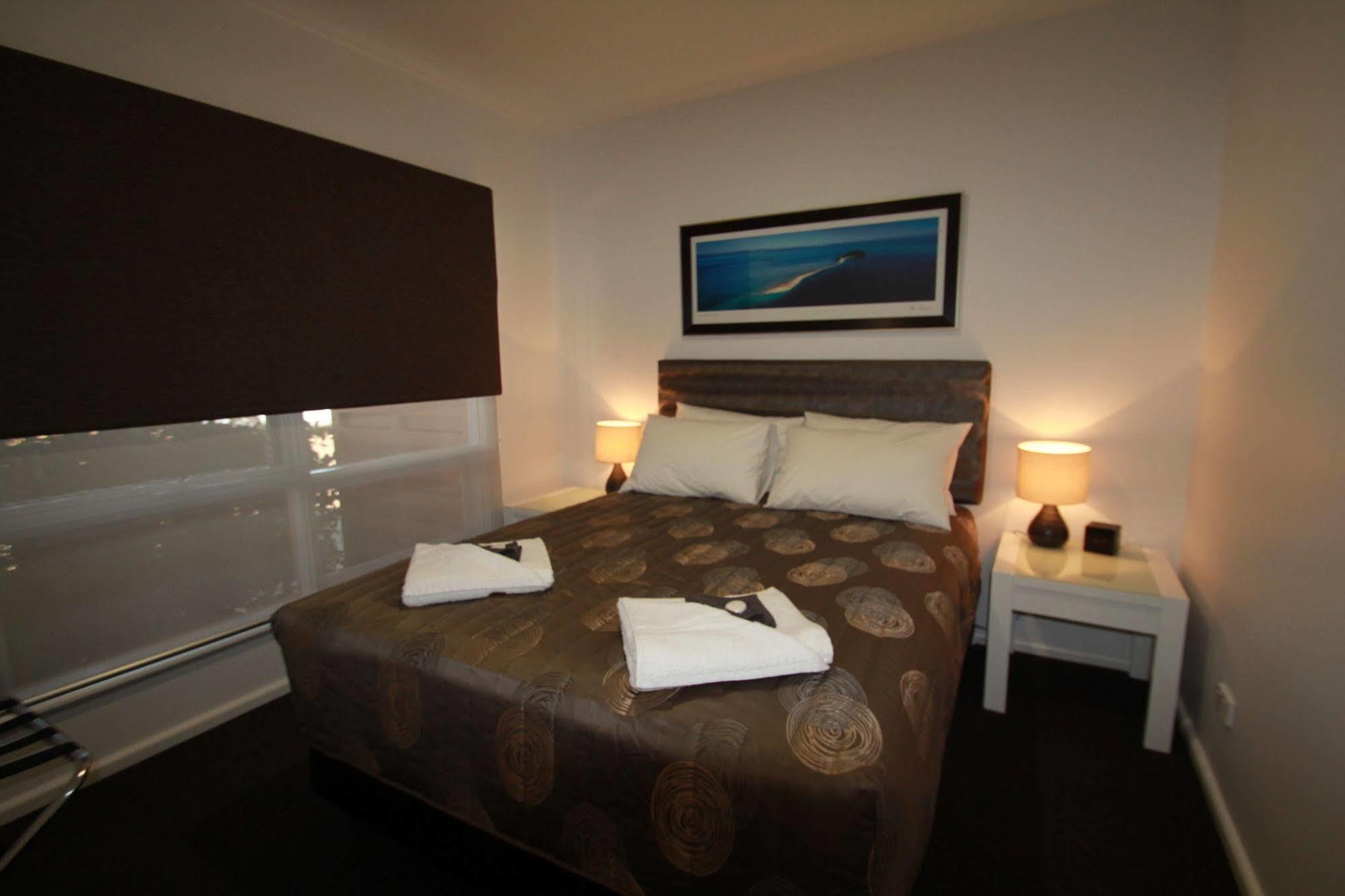 Rubicon Hotel Motel Eildon Bagian luar foto